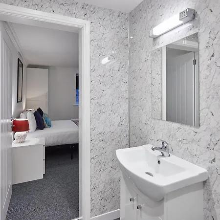 Host & - Rockpools Apartment *